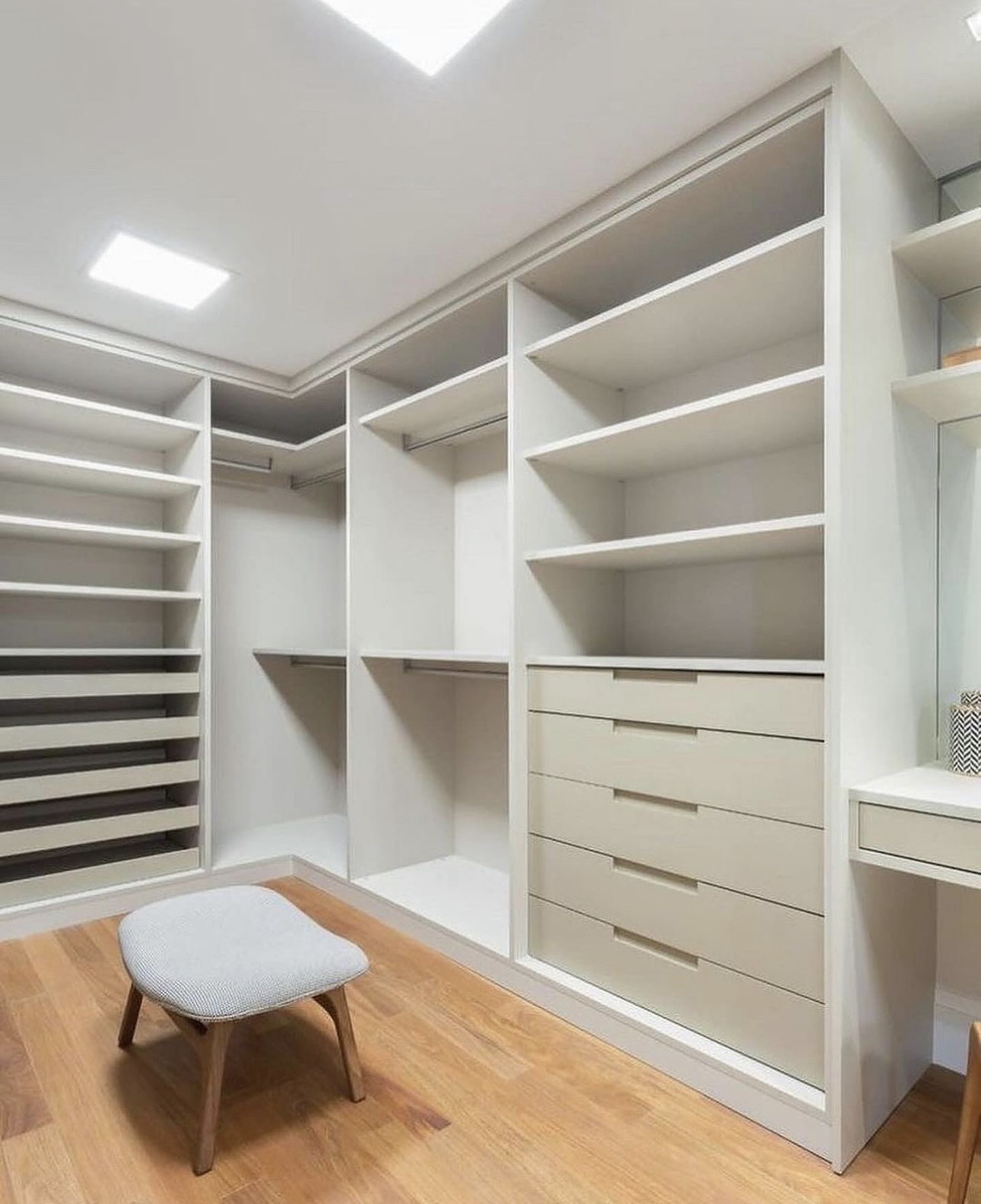 Custom Build-in Cabinets Project 29